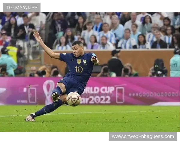 姆巴佩7分钟戴帽上演大四喜，皇马客场4-3险胜奥林匹亚科斯